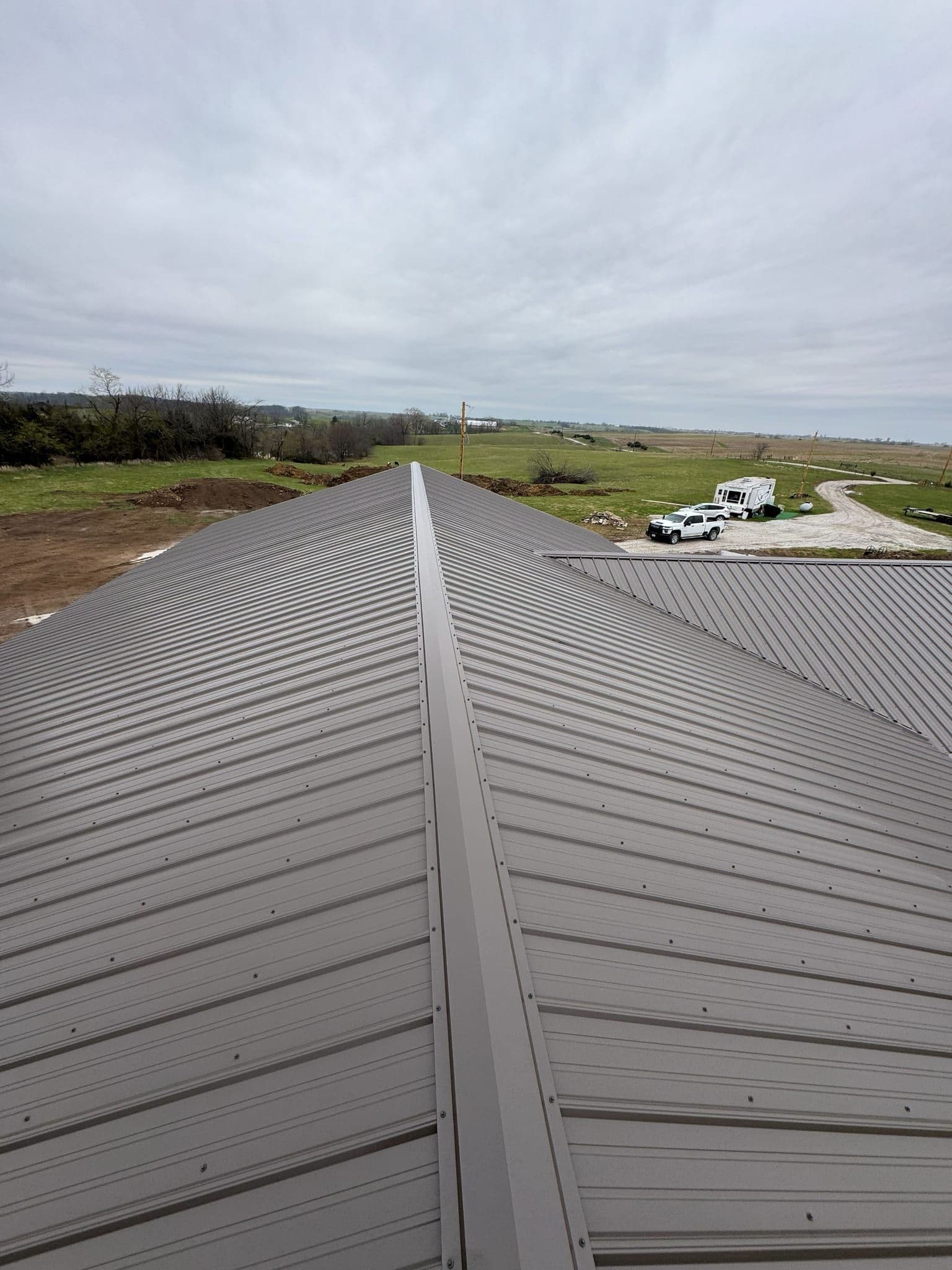 Roof and the country